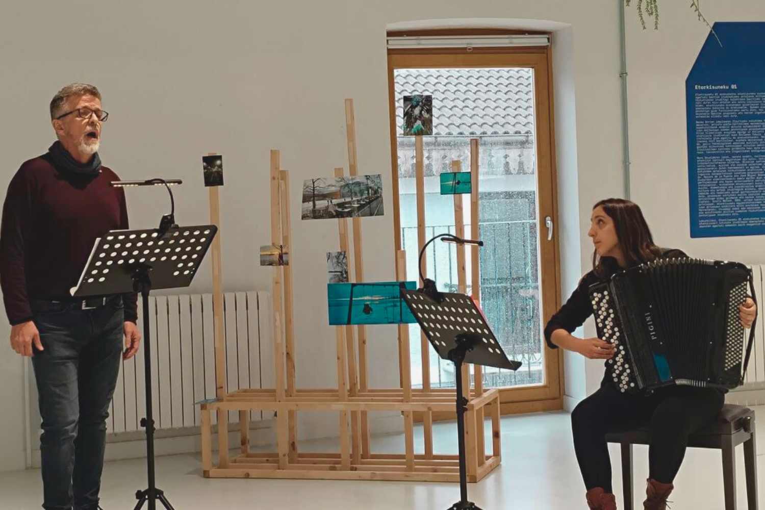 Etorkisuneku 01, euskararen agertoki berriak proposatzen dituen erakusketa