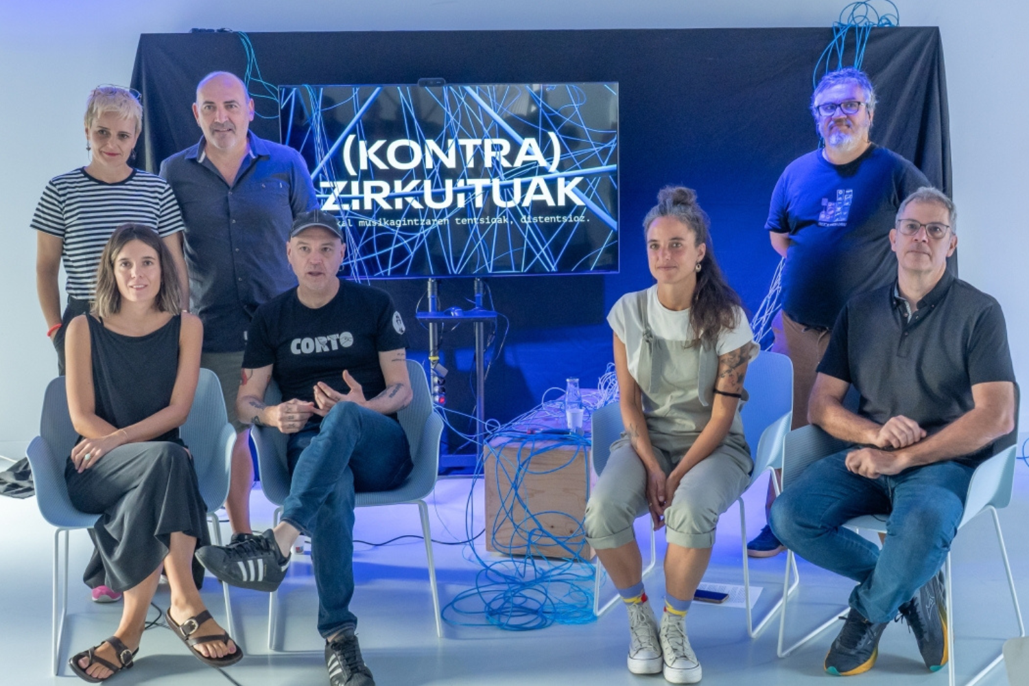 Badalabek (Kontra)zirkuituak aurkeztu du